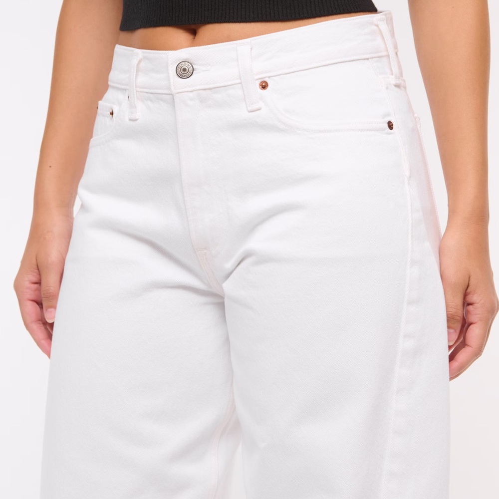 Old Navy Women's High Rise White Jeans